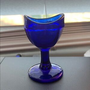 Vintage cobalt blue eye wash cup.
